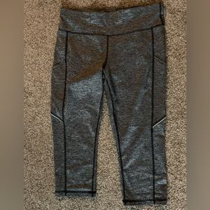 Xersion capri yoga pants